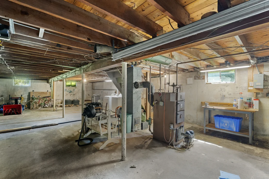 Photo of 43 Arrowhead Drive