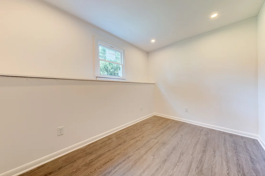 Photo of 586 Charles Street