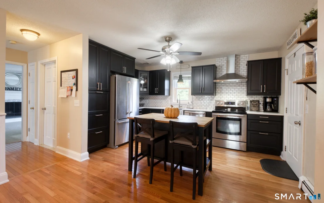 Photo of 10 Guarino Drive