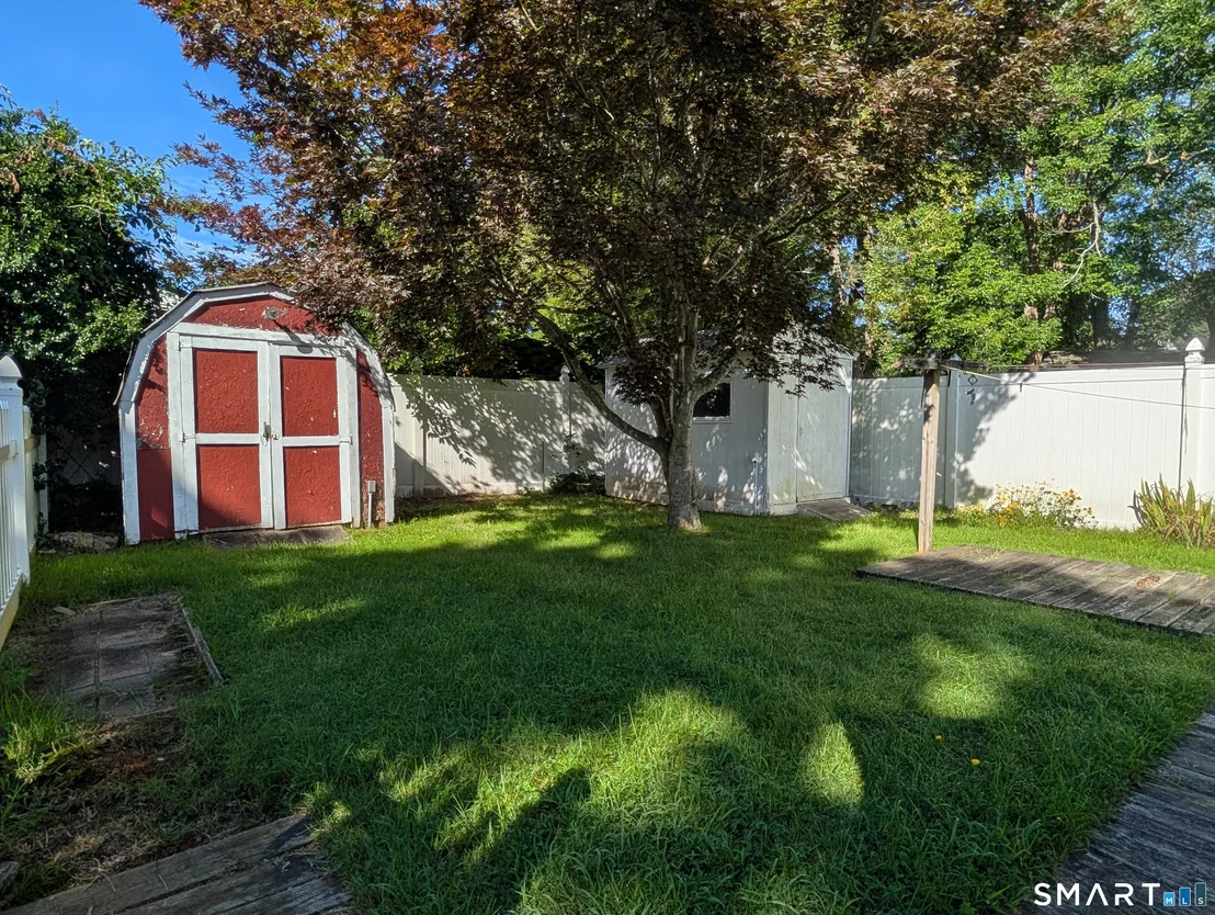 Photo of 116 Meadowbrook Lane