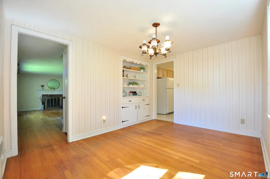Photo of 5 Robin Road