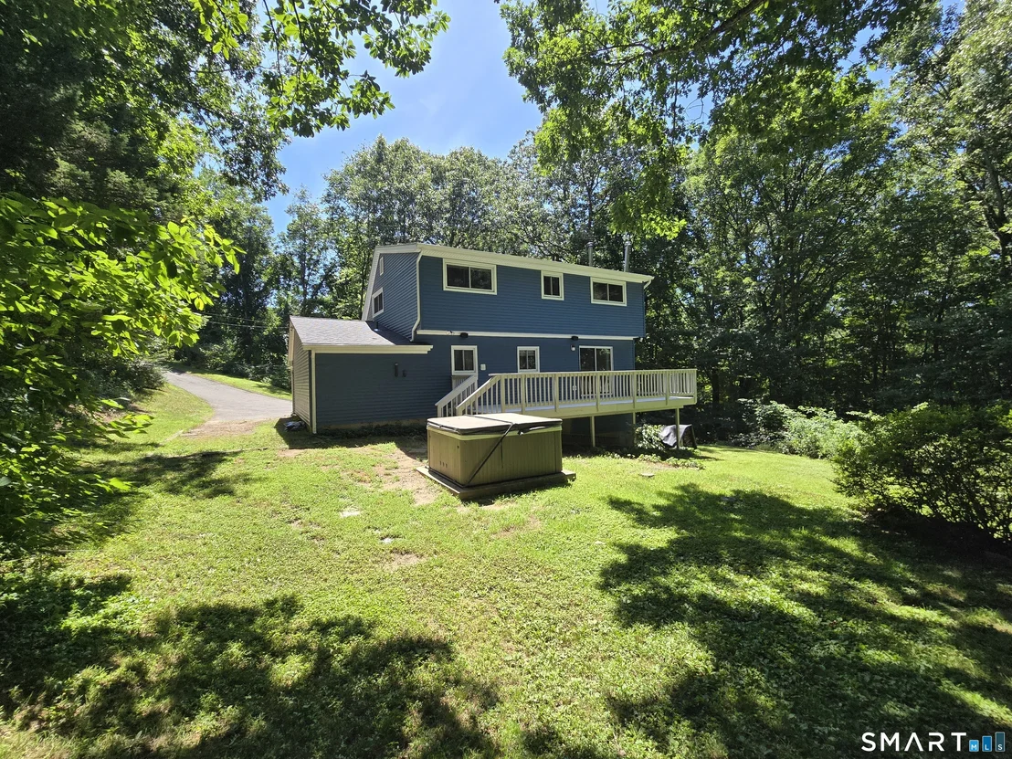 Photo of 231 Crestwood Drive
