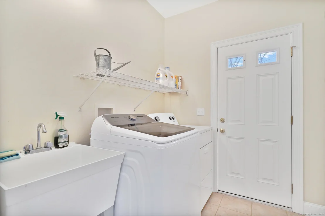 Photo of 60 Fox Ridge Lane