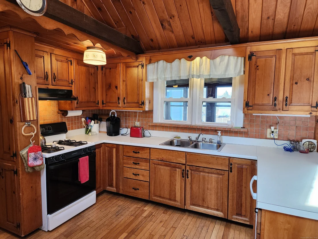 Photo of 153 Bear Rock Road