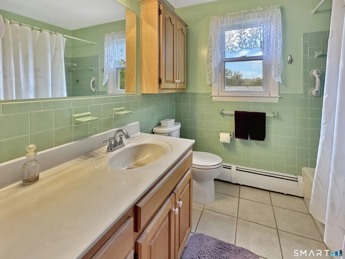 Photo of 40 Laurel Drive