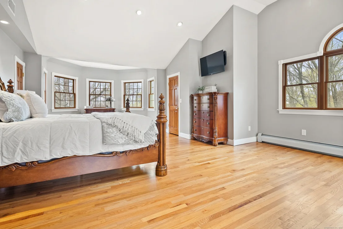 Photo of 17 Beverly Drive