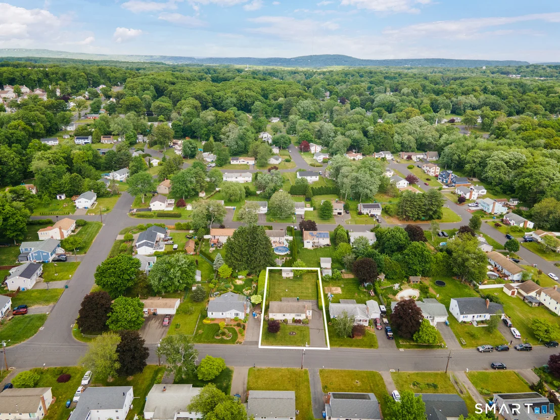 Photo of 43 Danbury Lane