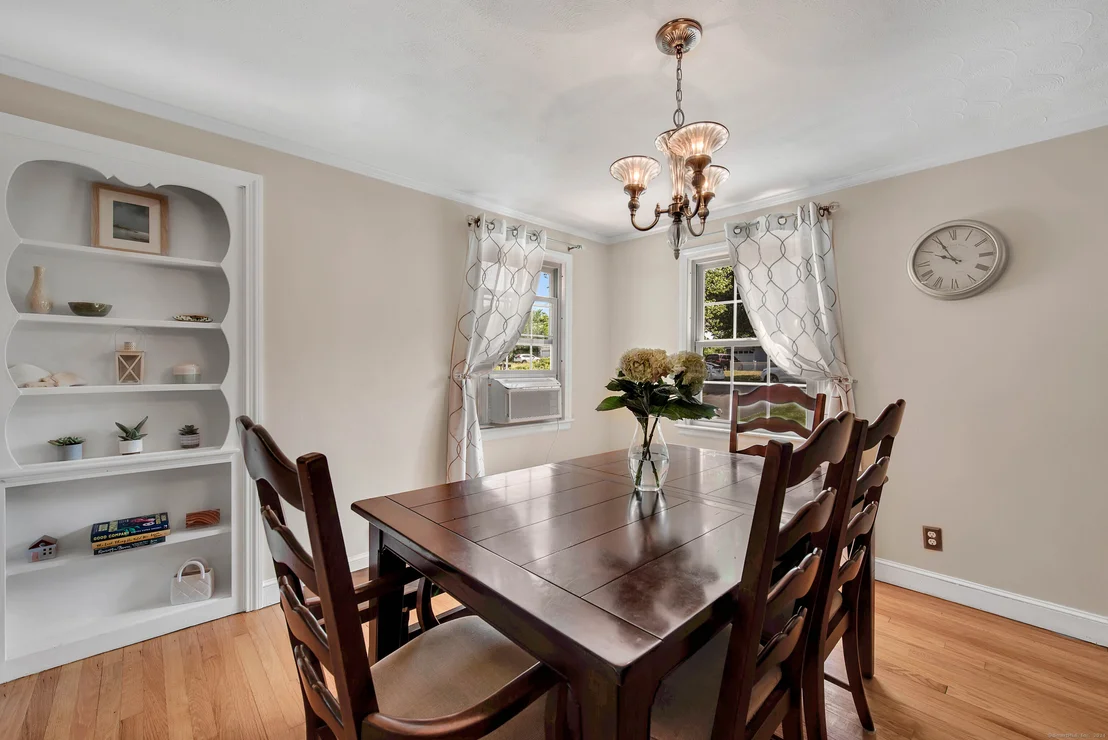 Photo of 25 Maple Ridge Drive