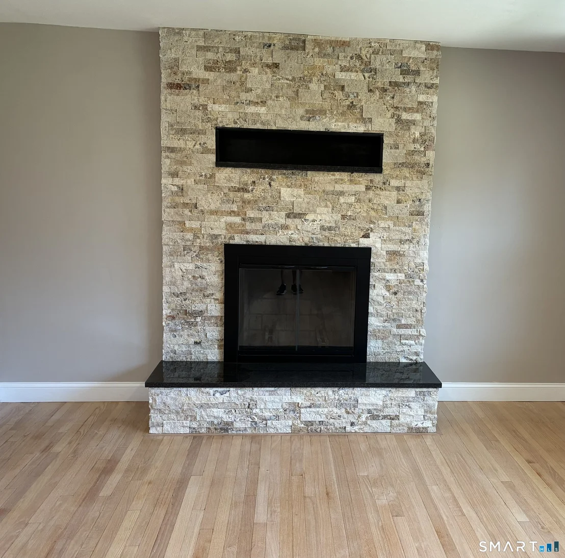 Photo of 347 Farm Hill Road