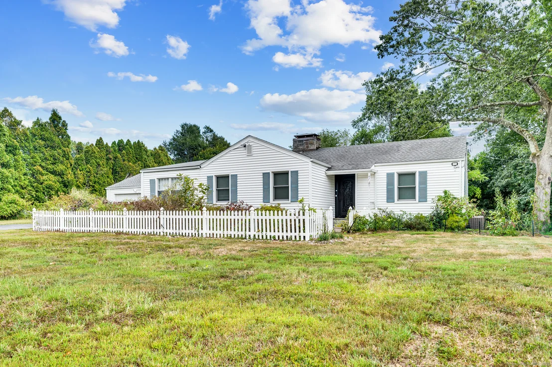 Photo of 473 Ridgeview Road
