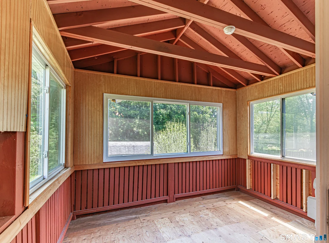 Photo of 94 Winding Brook Road