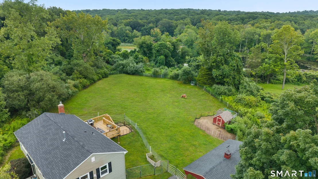 Photo of 8 Meadow Drive