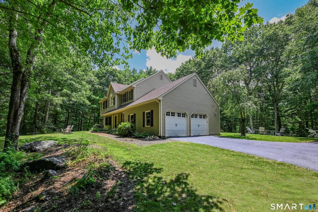 Photo of 107 Robin Drive
