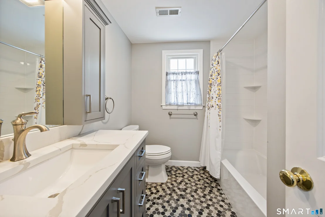 Photo of 183 Plainfield Drive