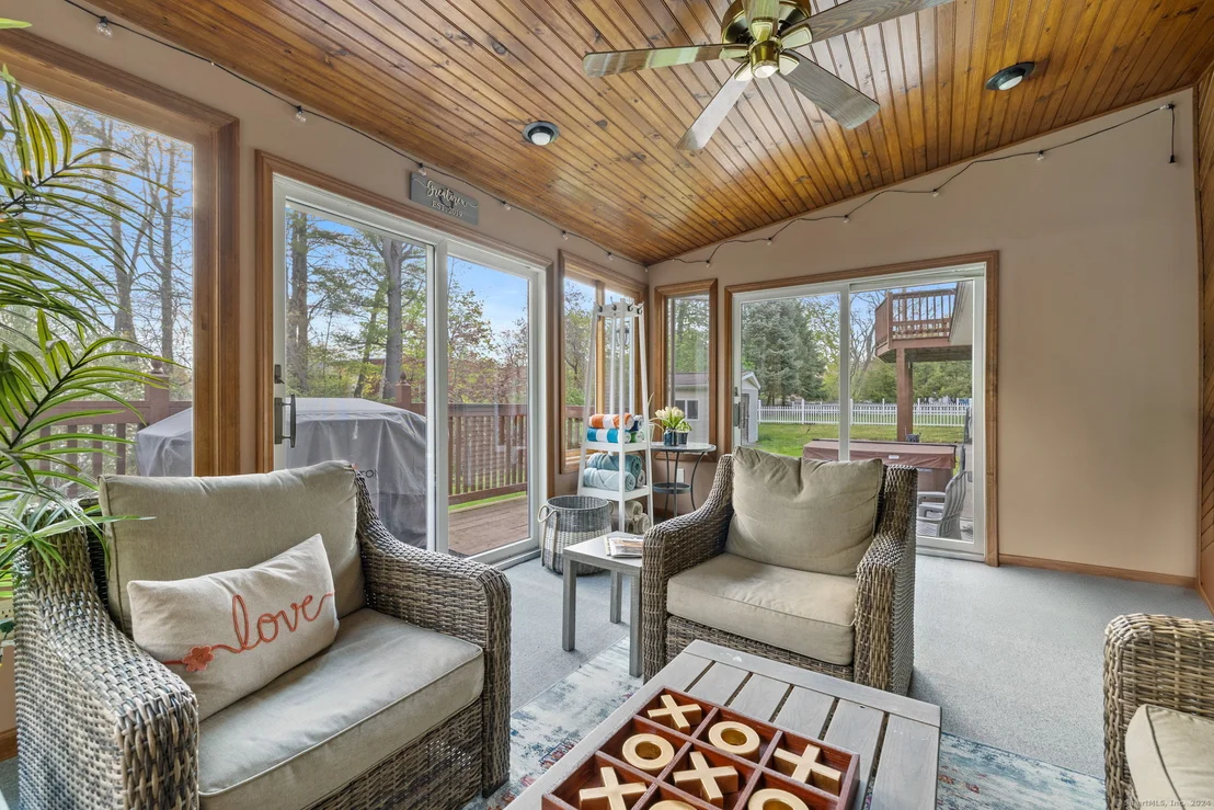Photo of 67 Shuttlemeadow Road