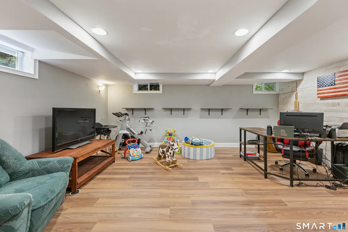 Photo of 200 Cook Road