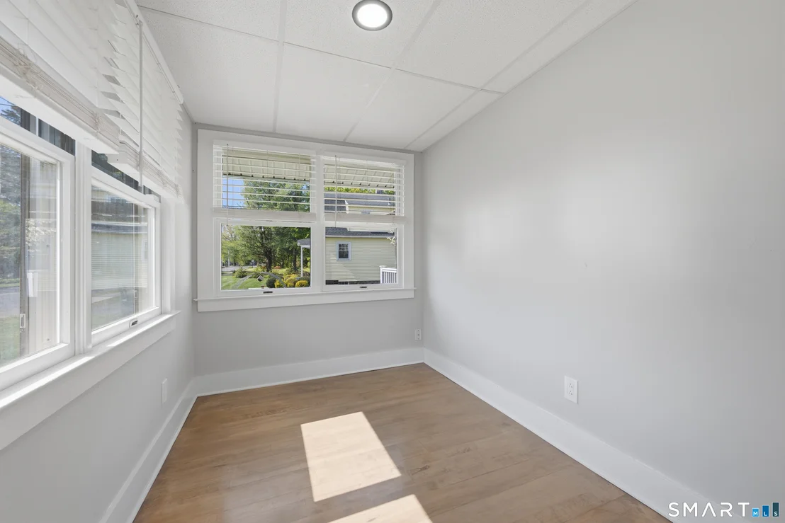 Photo of 649 Maple Avenue