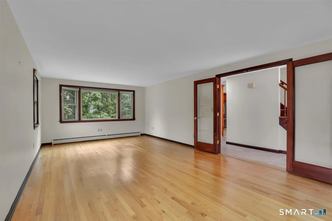 Photo of 190 Valley View Road
