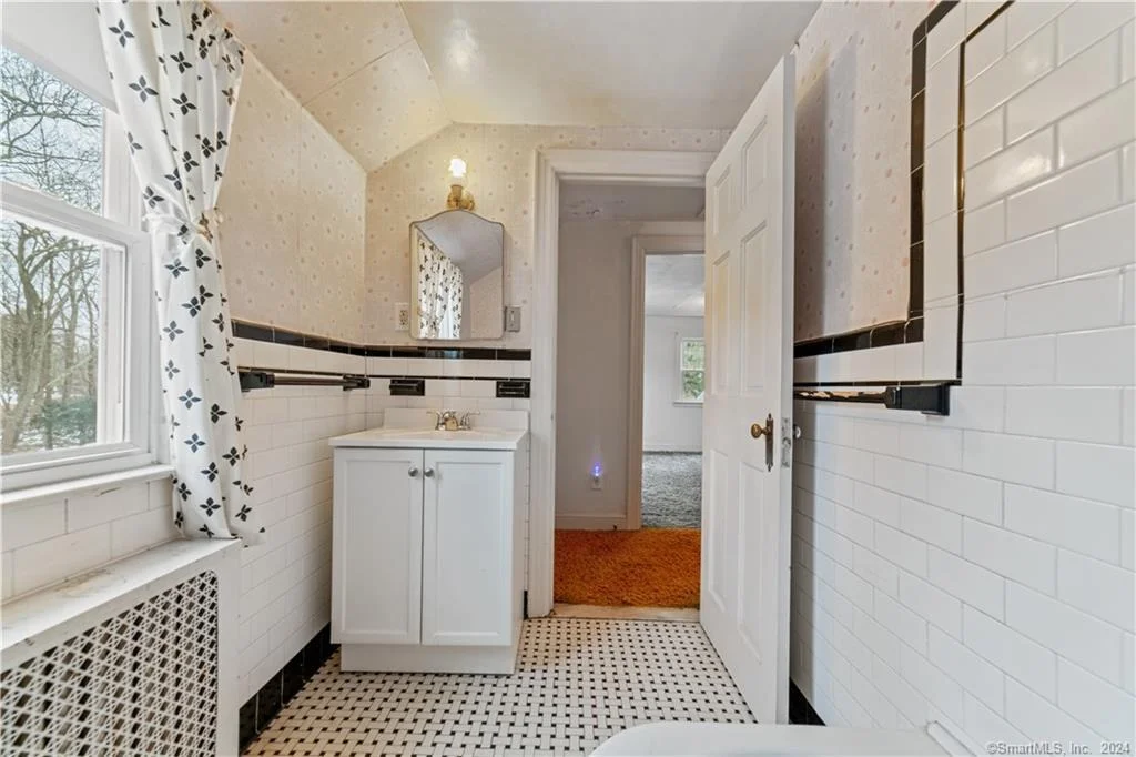 Photo of 51 Woodside Drive