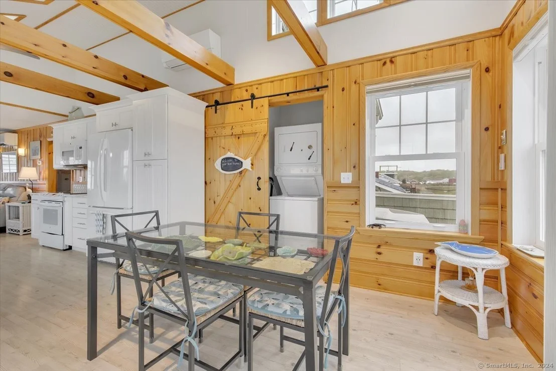 Photo of 8 Tarpon Avenue