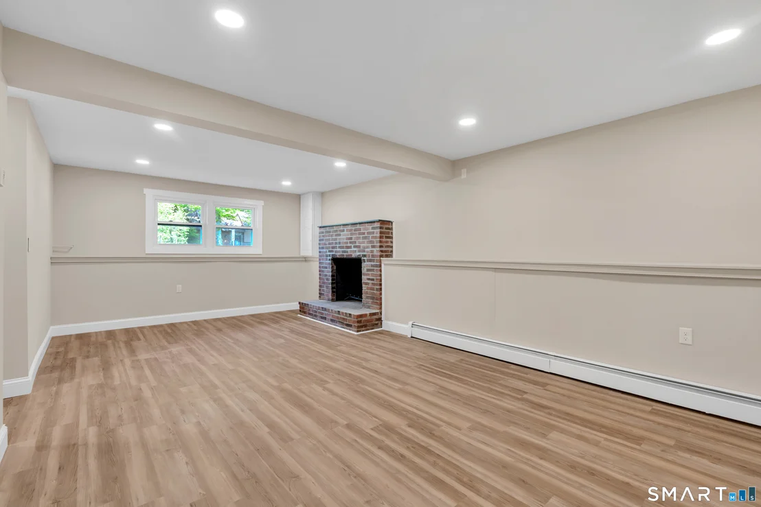 Photo of 80 School House Road