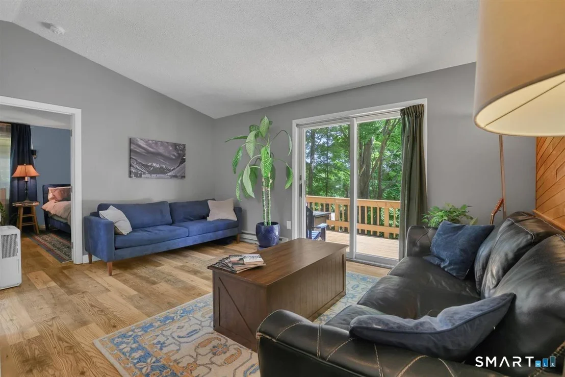 Photo of 43 Flagg Hill Road