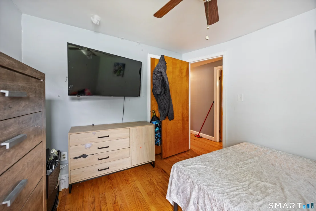 Photo of 58 Robin Hill Road