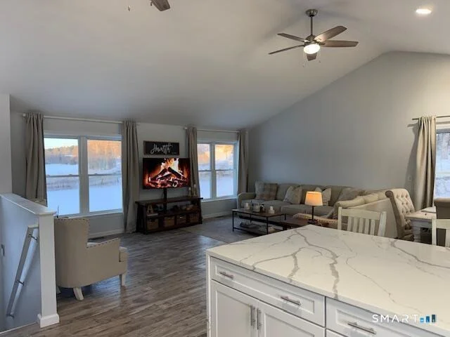 Photo of 380 Mashentuck Road