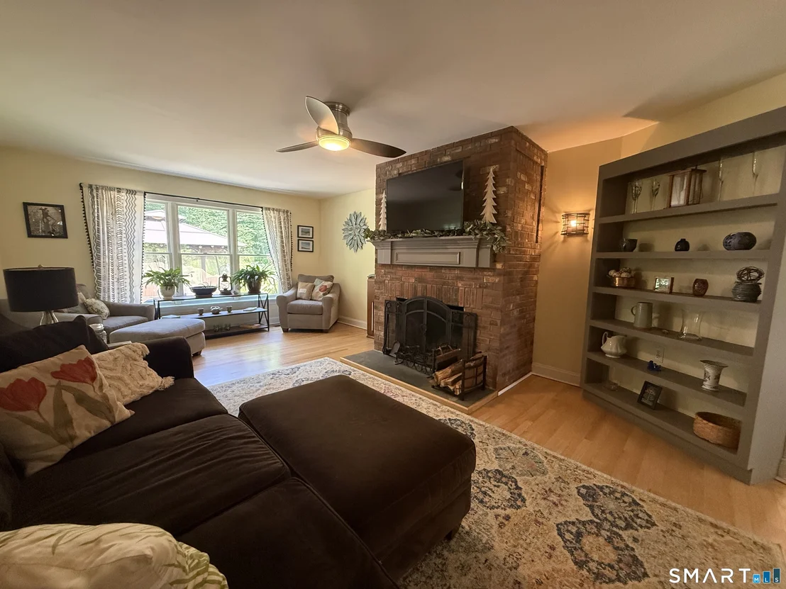 Photo of 455 Westminster Road