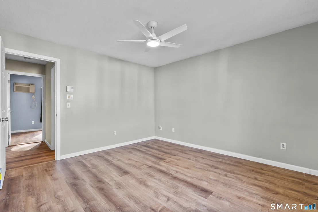 Photo of Unit 73 at 585 Park Road