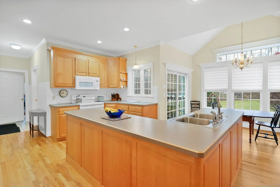 Photo of 60 Fox Ridge Lane