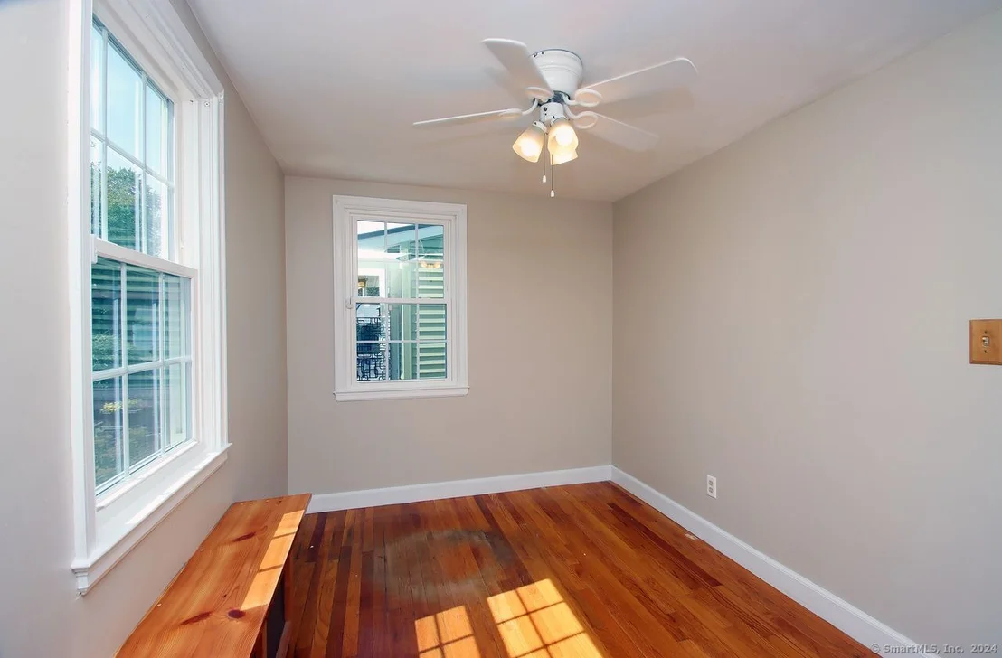 Photo of 33 Vineyard Road