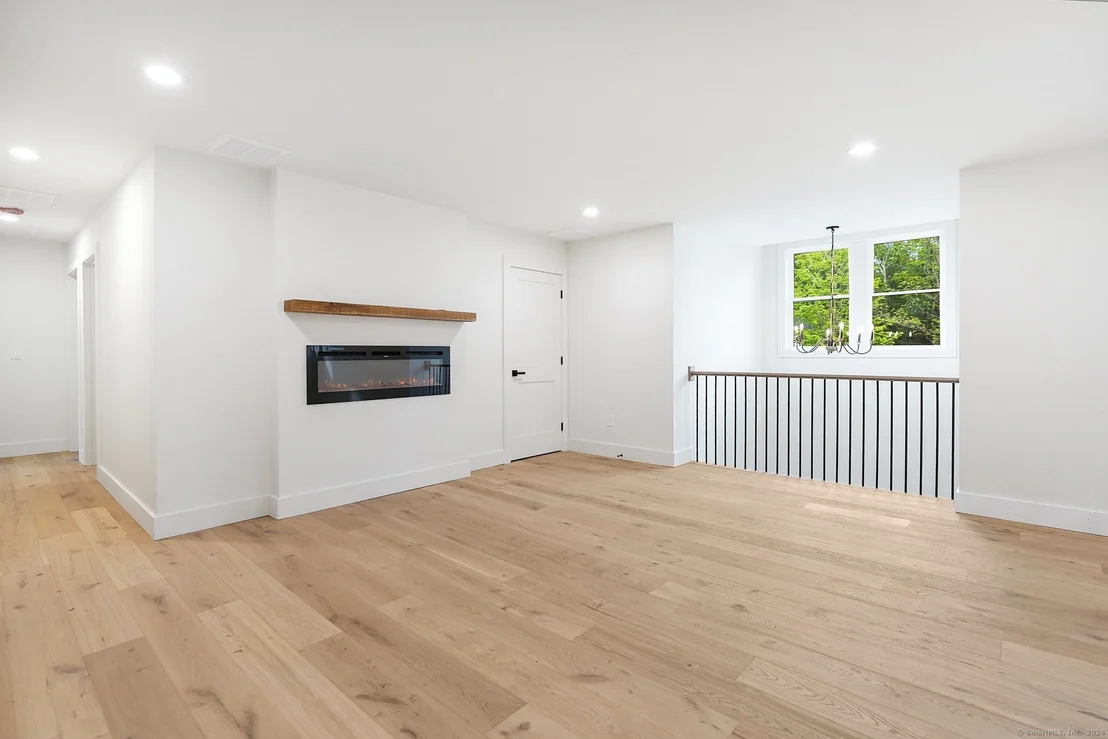 Photo of 24 Stratton Farms Road