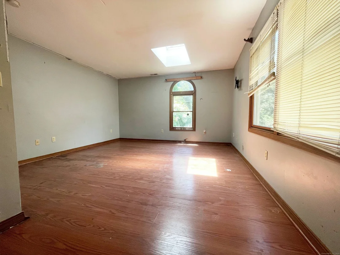 Photo of 8 Hillside Avenue