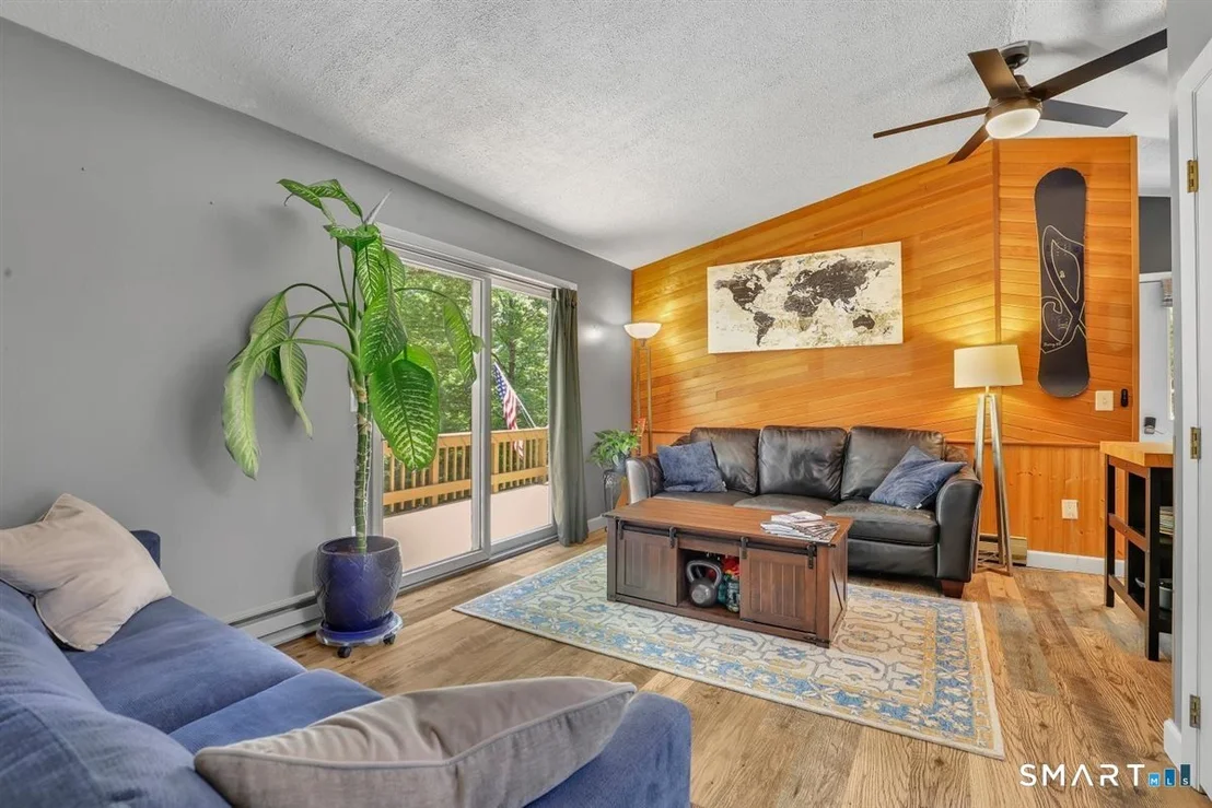 Photo of 43 Flagg Hill Road