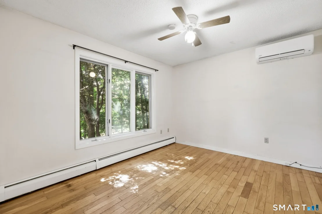 Photo of 42 Puddin Lane