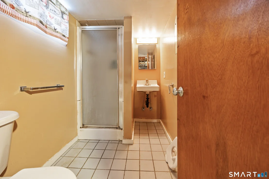 Photo of 44 Beacon Manor Road
