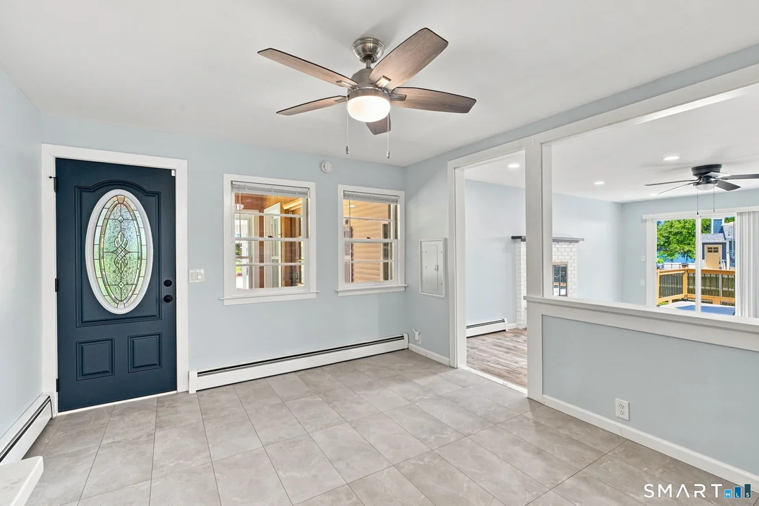 Photo of 75 Shore Road