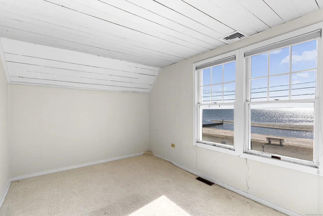 Photo of 275 Seaside Avenue