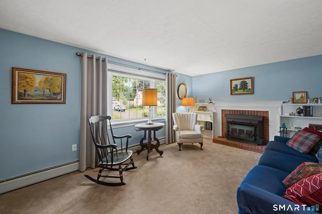 Photo of 25 Litchfield Drive