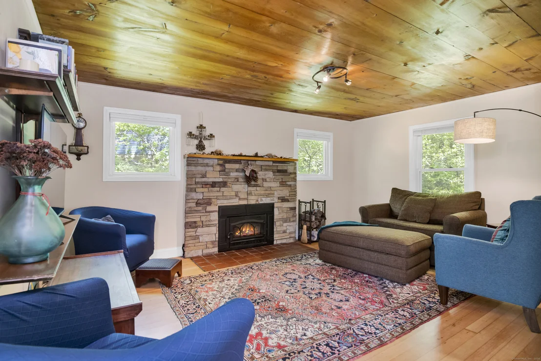 Photo of 59 Lafayette Road