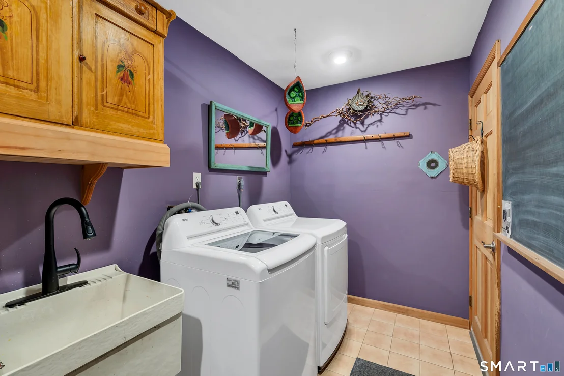 Photo of 32 Ives Avenue