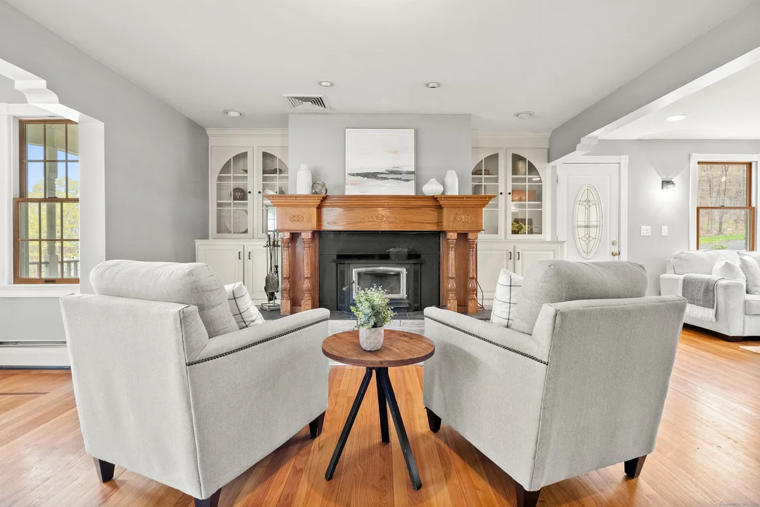 Photo of 17 Beverly Drive
