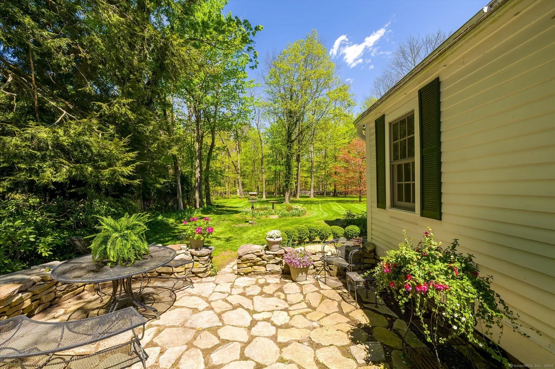 Photo of 362 Thompson Hill Road