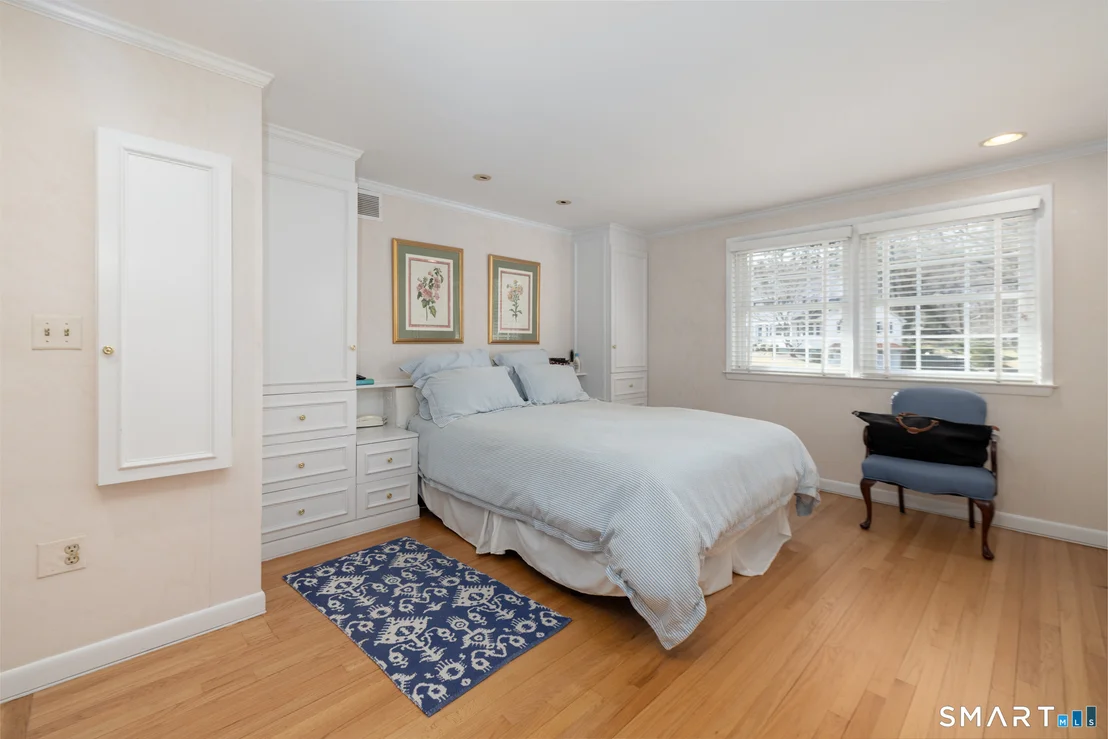 Photo of 223 Carriage Drive