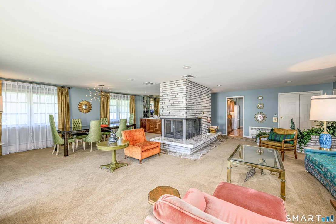 Photo of 821 Townsend Avenue