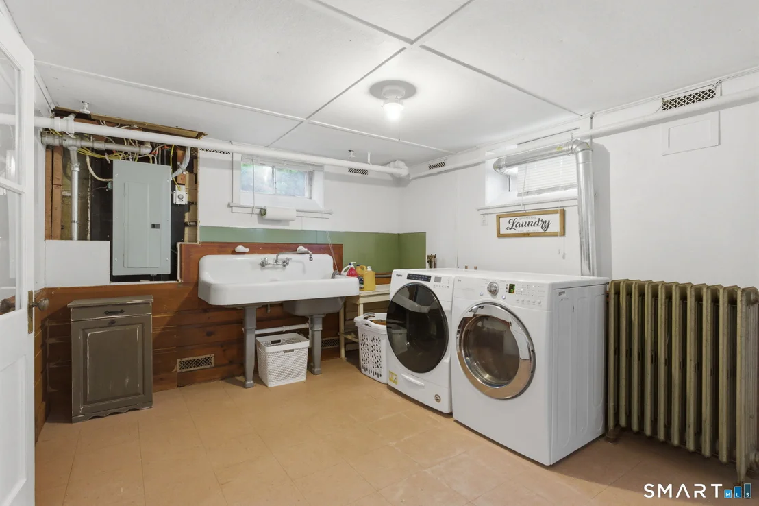 Photo of 25 Walnut Street