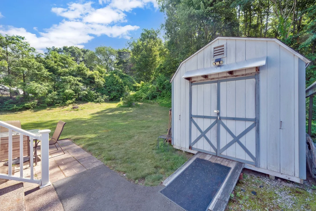 Photo of 2807 Ellington Road