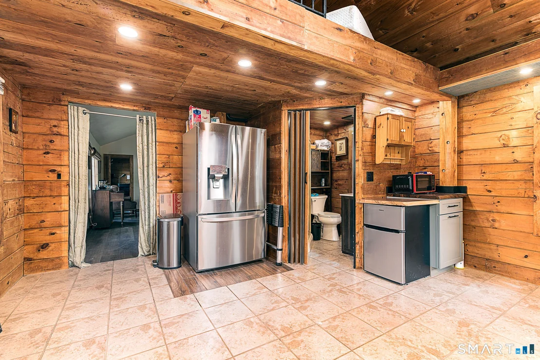 Photo of 157 Paradise Drive