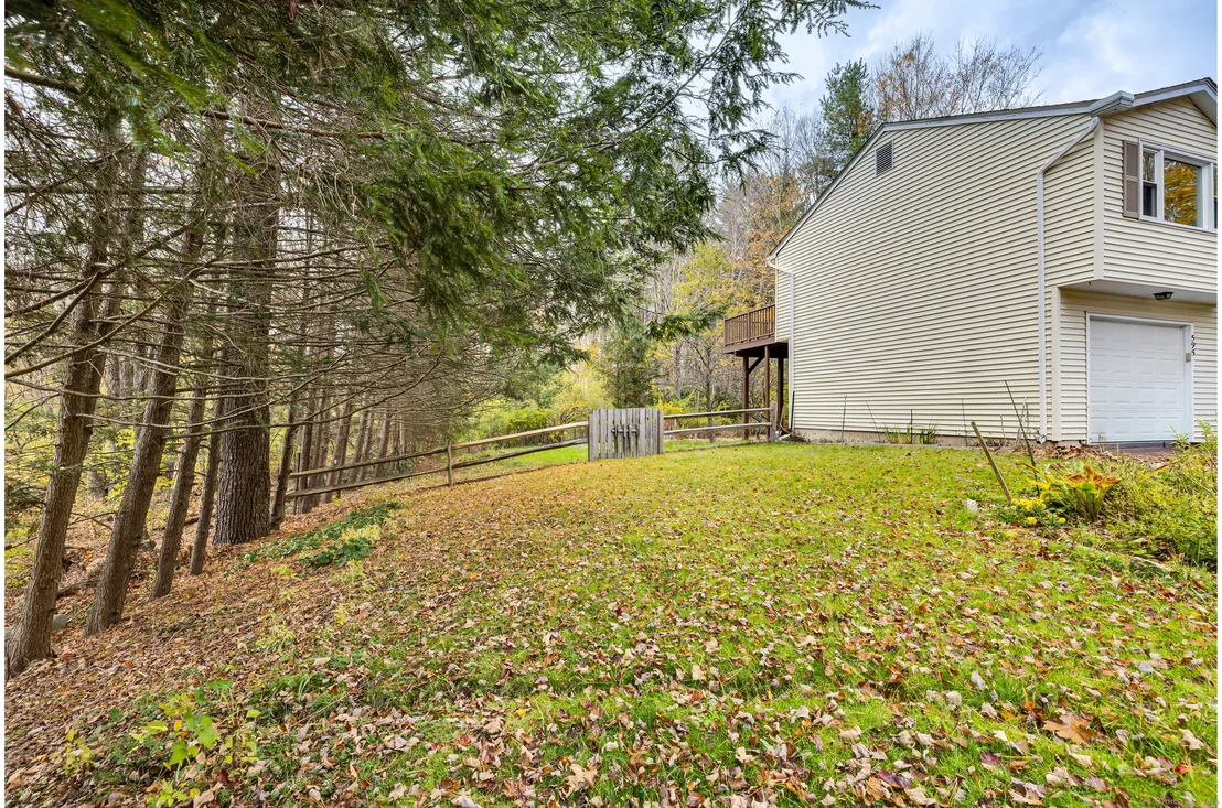 Photo of 595 Torringford Street